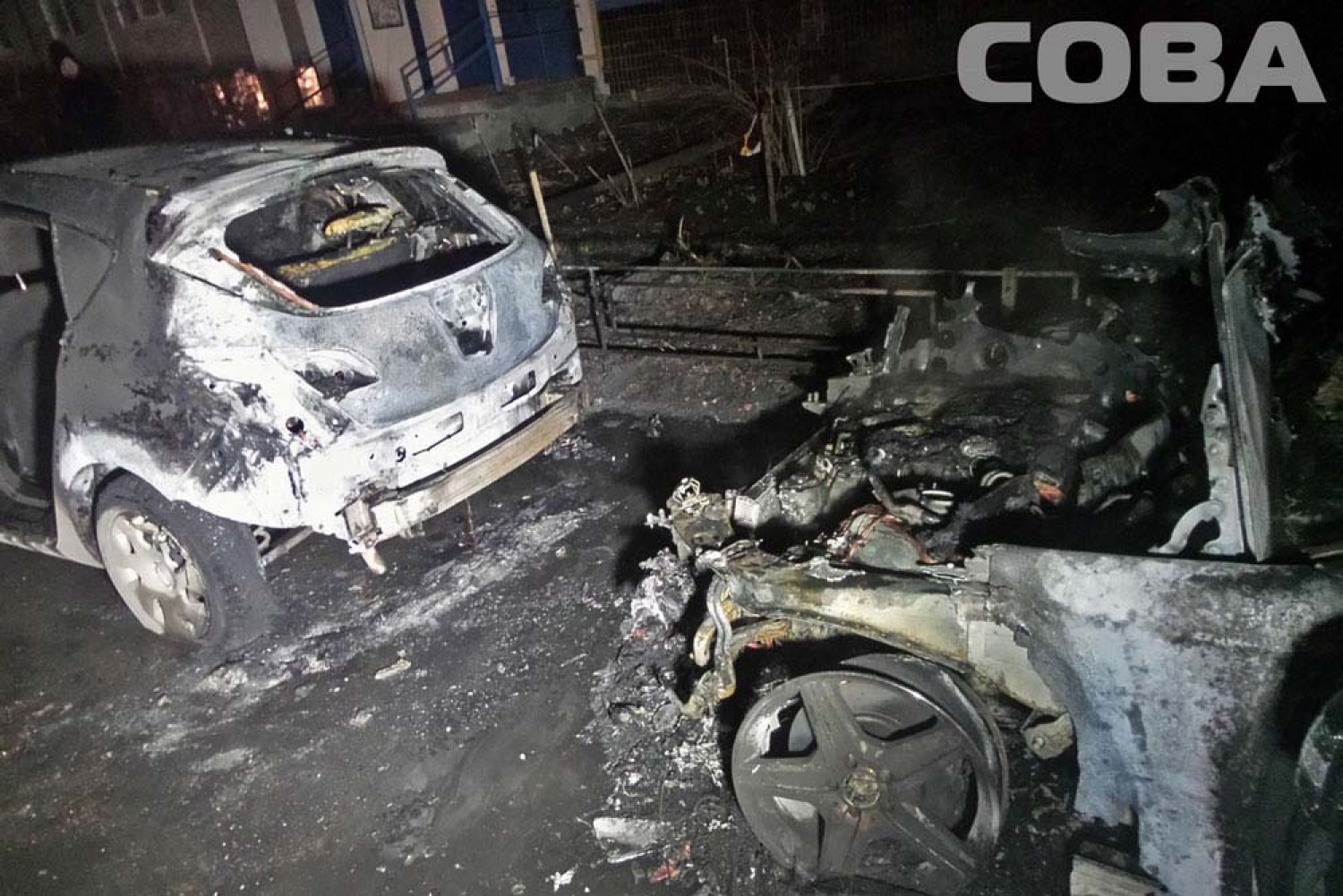 Сгорела машина Екатеринбург сегодня. Сгоревший форд фокус