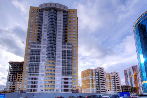 «Атомстройкомплекс» завершил строительство первого дома в ЖК «Гольфстрим» - Фото 1