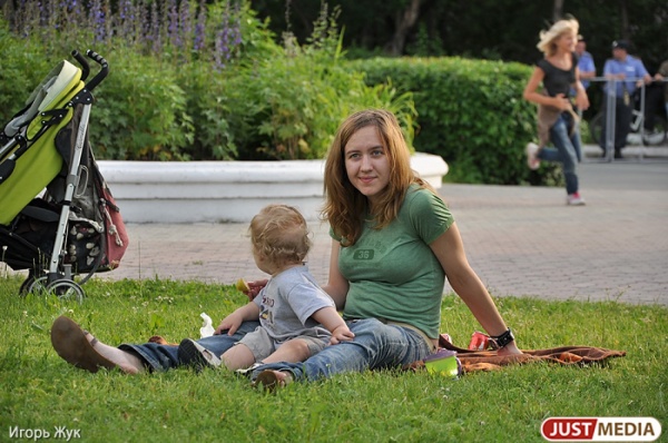 Сто будущих мам Екатеринбурга станут арт-объектами - Фото 1