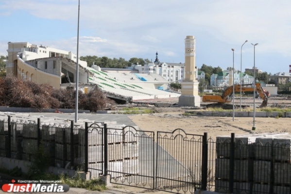 Журналистам полностью запретили вход на Центральный стадион - Фото 1