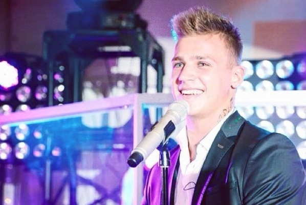 Экс-участник скандального проекта «Дом-2» екатеринбуржец Олег Майами попал в команду Лепса на шоу «Голос»