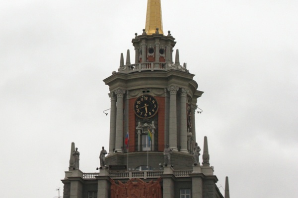 Мэрия начинает череду судов с депутатами заксобрания