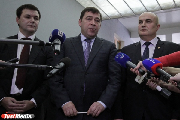 «Администрация Первоуральска подложила свинью региональному правительству». В городе заморозили строительство дома для обманутых дольщиков