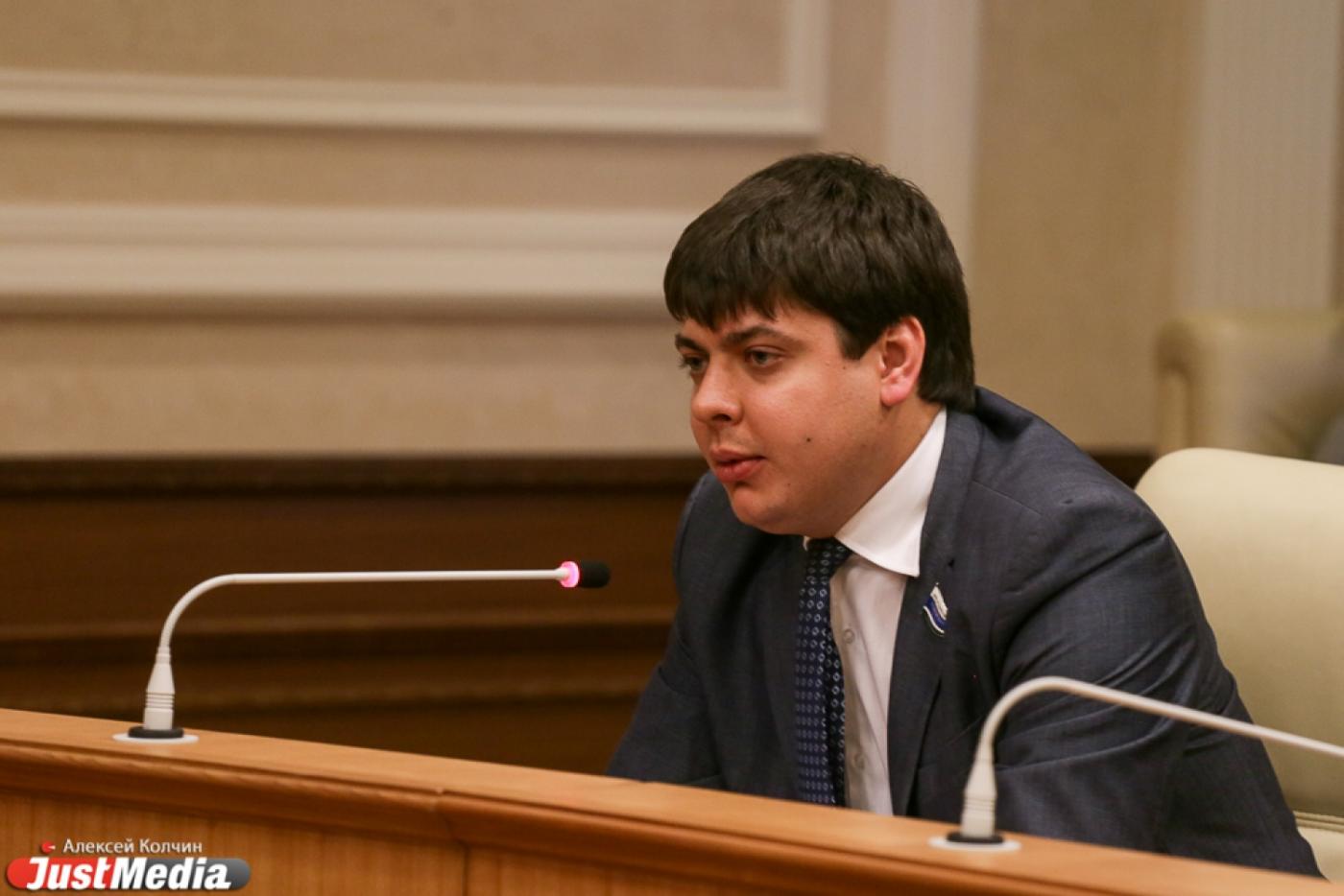 Депутат свердловского Заксобрания Михаил Зубарев попал в аварию - Фото 1