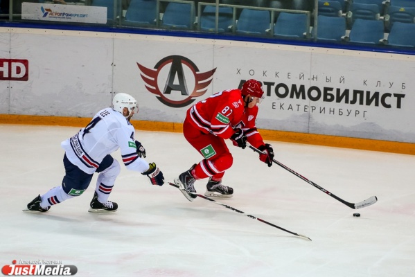 «Автомобилист» покажет ухоккейное реалити-шоу