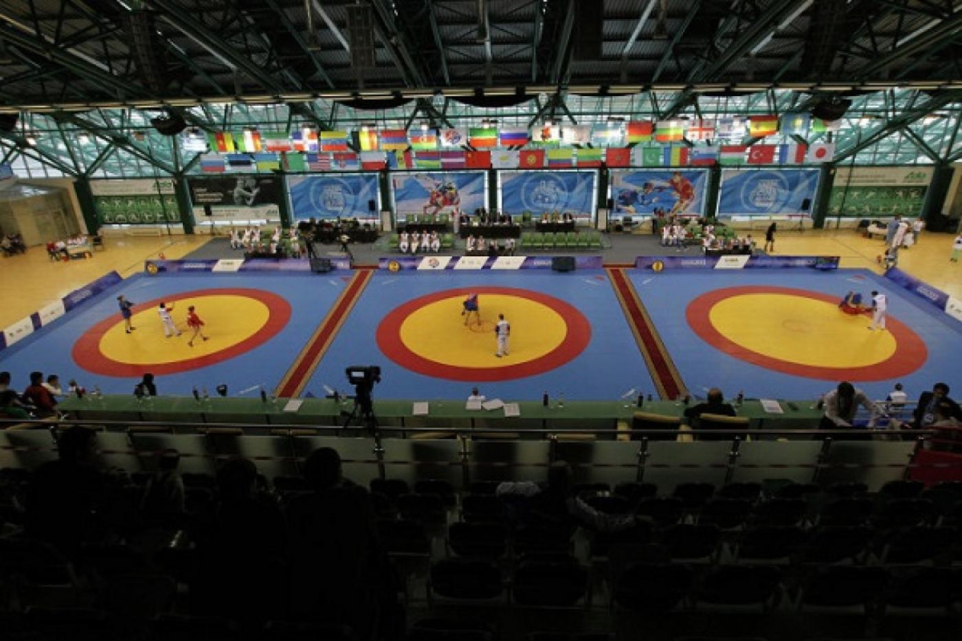 Альсим Черноскулов выиграл чемпионат мира по самбо и повторил рекорд Хлыбова - Фото 1