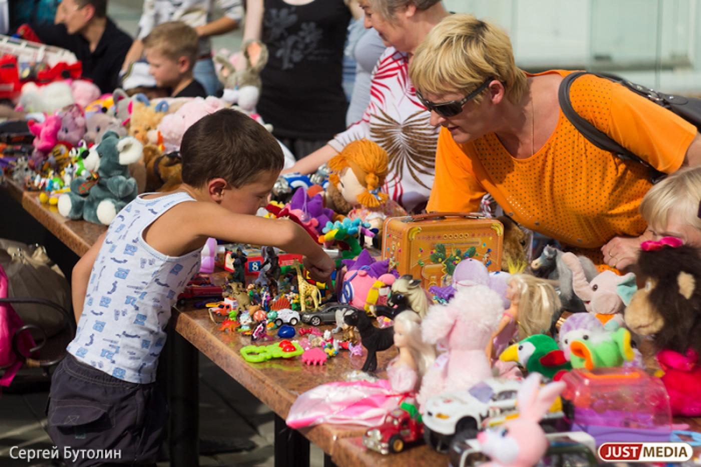 Юные горожане встанут за прилавок, чтобы продать игрушки своих бабушек - Фото 1