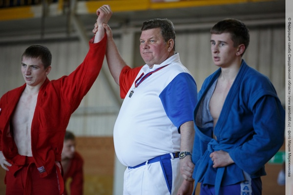 Свердловские самбисты успешно прошли отбор на чемпионат и первенство России будущего года