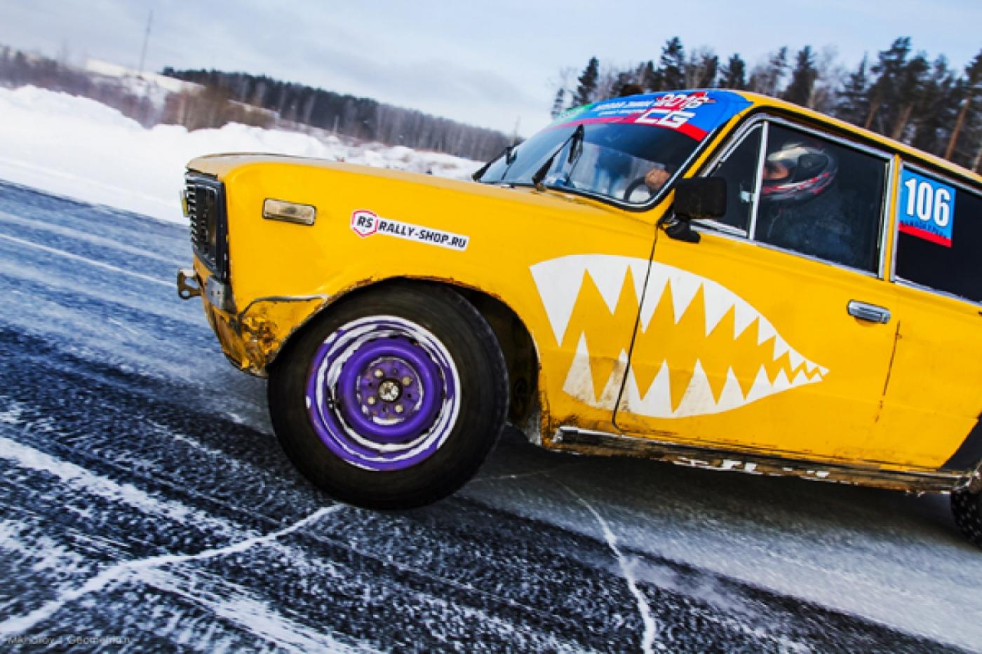 «Теплая зима» в Екатеринбурге: ледовый дрифт набирает обороты - Фото 1