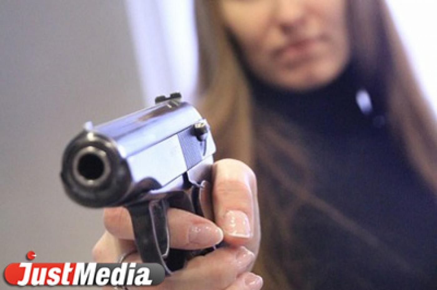 Сотрудница ИК-52 получила 9 лет колонии за расстрел начальника караула  - Фото 1