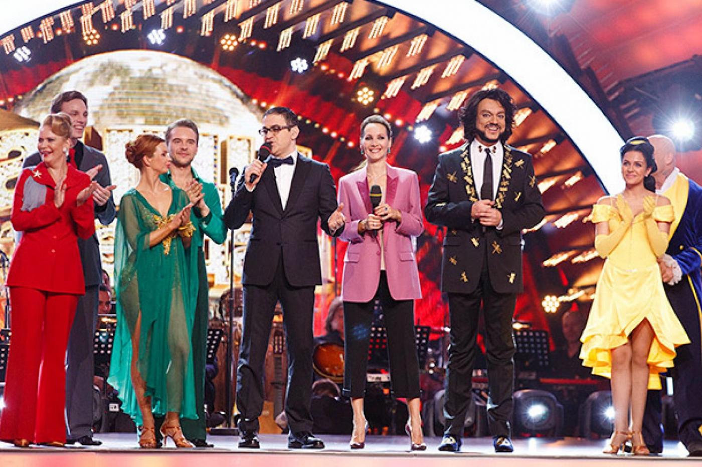 Российские звезды собирают деньги на покупку гармоней для свердловской музыкальной школы - Фото 1