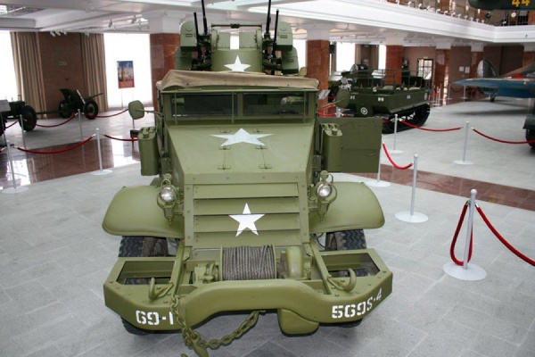 Американская военная техника времен Великой Отечественной войны прибыла в Верхнюю Пышму