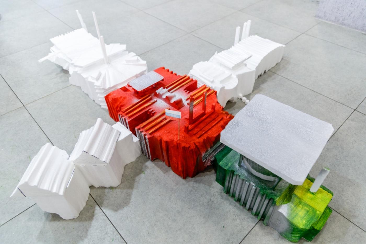 Екатеринбуржцы к Дню космонавтики создадут марсианский город-станцию  - Фото 1