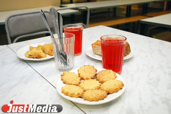 Общественники оценили качество блюд в школьных столовых Екатеринбурга - Фото 1