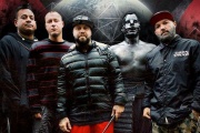Солист группы Limp Bizkit Фред Дерст собирается посетить одну из школ Екатеринбурга