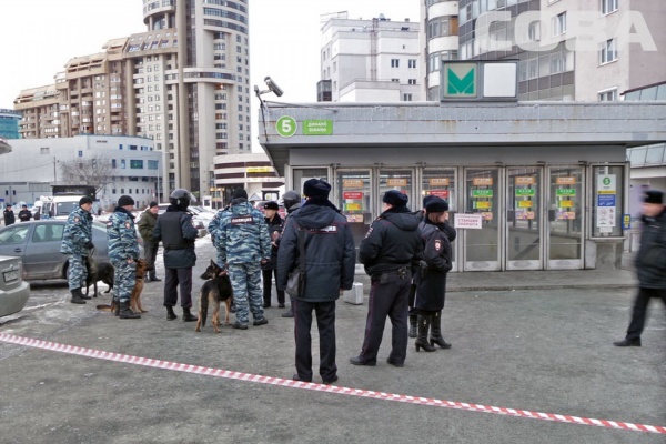 Станцию метро «Динамо» снова эвакуировали из-за сообщения о минировании. ФОТО - Фото 1