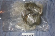 Наркополицейские нашли в Больших Брусянах тайник с килограммом марихуаны