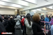 Антитеррористические меры снова спровоцировали заторы в Екатеринбургском метро. ФОТО