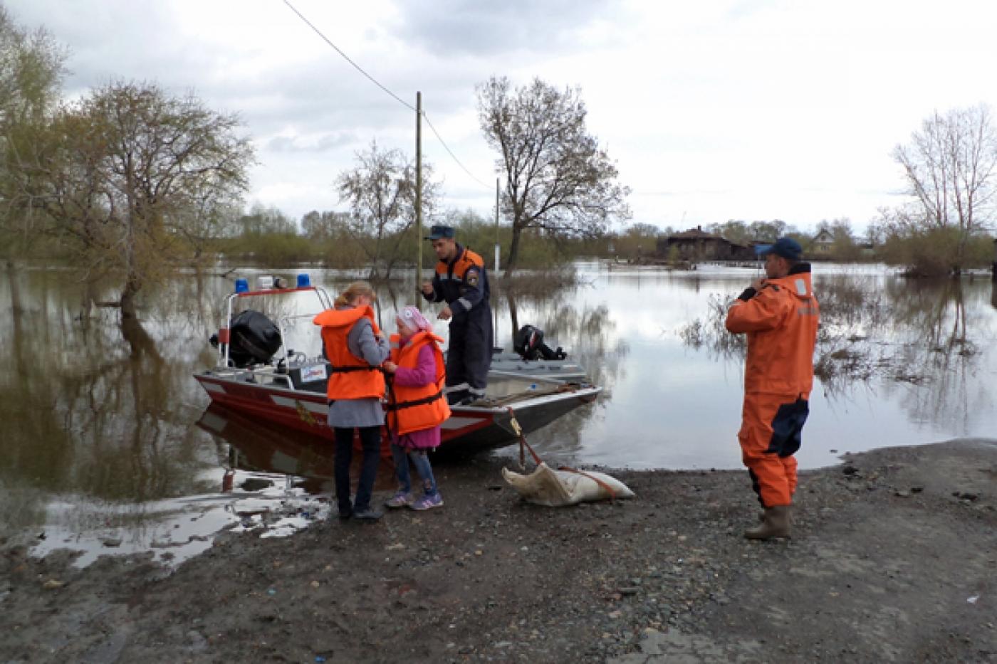 Из-за половодья в трех муниципальных образованиях области продолжает действовать режим чрезвычайной ситуации - Фото 1