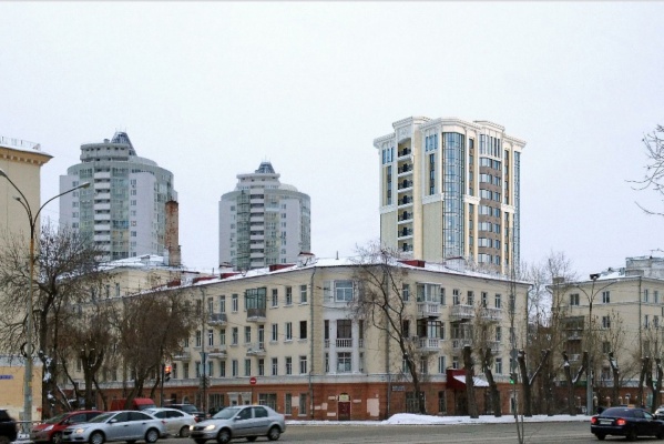 Рядом с управлением железной дороги хотят построить 16-этажку с бильярдной и центром по уходу за детьми