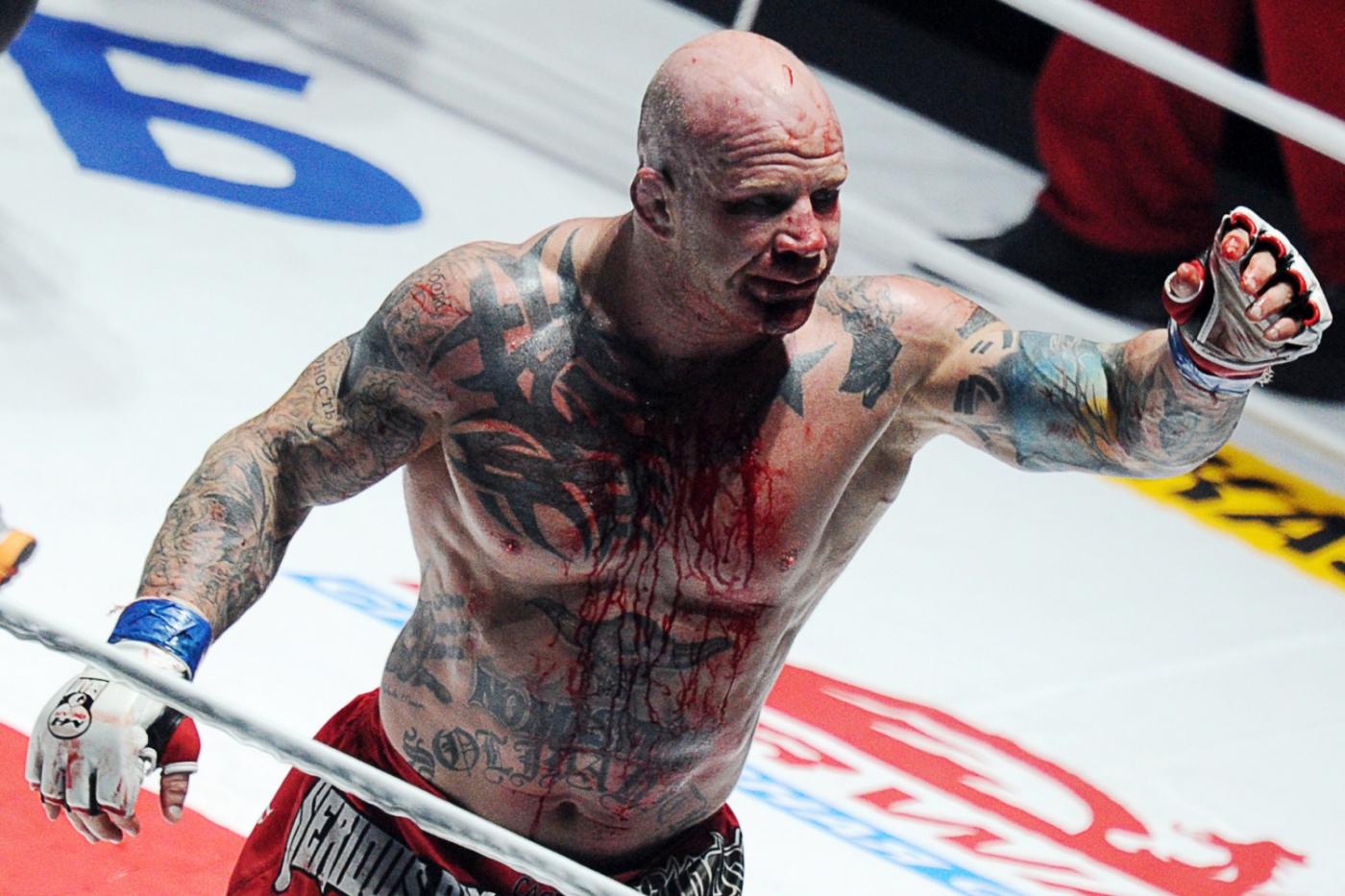 Анархист-коммунист Джефф Монсон впервые прилетит в Екатеринбург на мега-бой с уральцем - Фото 1