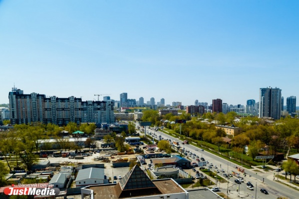 «Сможете взглянуть на город с высоты». Участники Майской прогулки покорят горы