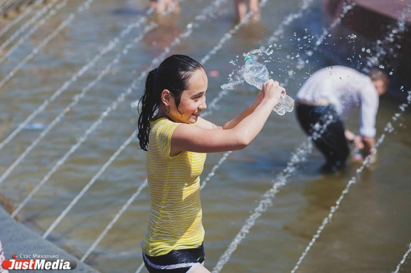 Светомузыкальный фонтан в Историческом сквере заработает 16-17 мая - Фото 1