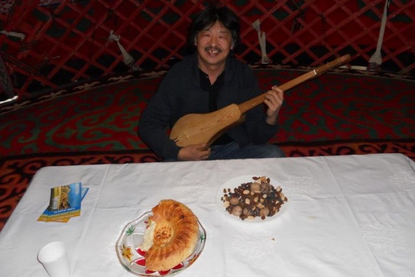 На смену Киневу в ЕГД придет художник и поэт с корейскими корнями. Мандат ему вручат уже завтра