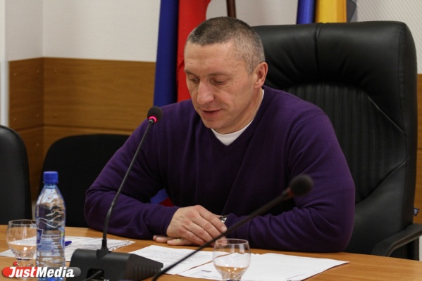 Первой партией, подавшей документы в облизбирком, стало «ЯБЛОКО»