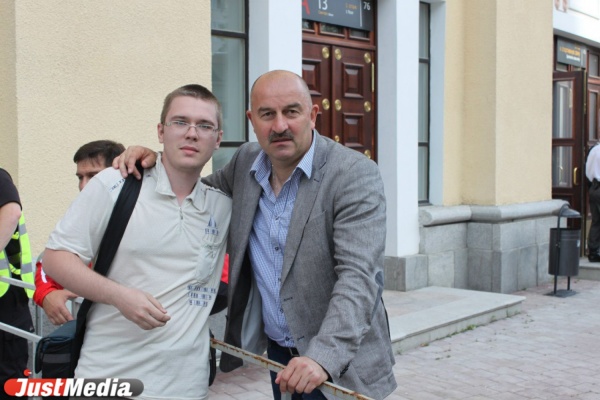 Подготовит команду к домашнему ЧМ! Станислав Черчесов возглавил сборную России по футболу