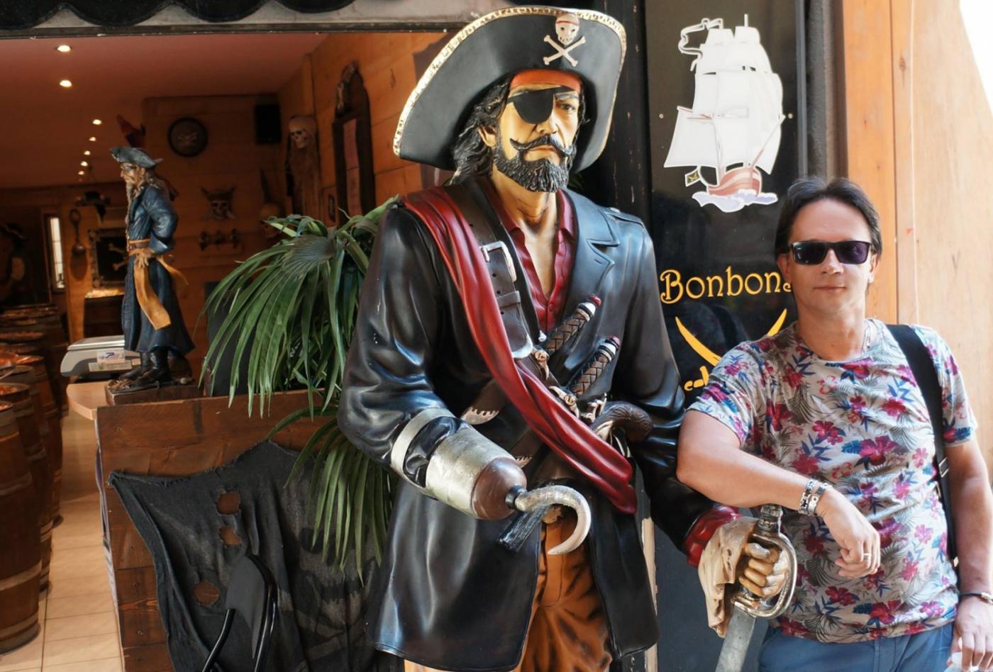 «Обугленный в тисках жары» Анатолий Гагарин: «В четверг в Екатеринбурге +33» - Фото 1