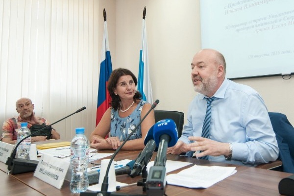 Уральские предприниматели попросили Павла Крашенинникова ограничить число плановых и внеплановых проверок