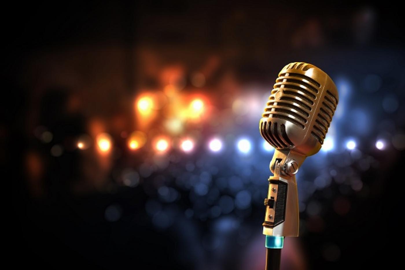 «Вас ждет грандиозное шоу». В Екатеринбурге пройдет региональный этап конкурса «Шоумен года» - Фото 1