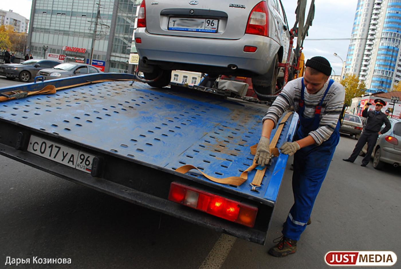 Еще на двух улицах Екатеринбурга не станет машин - Фото 1