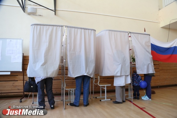 Первые данные экзитполов в Свердловской области: заксо будет без Новикова, Конькова и Вегнера, а ЕР набрала треть голосов