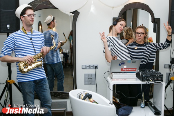 Старейший салон красоты в Екатеринбурге отметил 12-летие