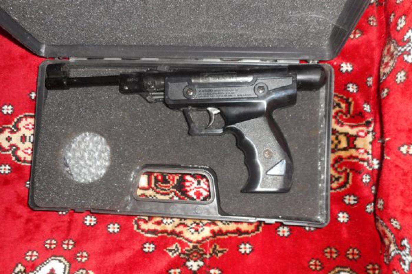 В доме жителя Красноуфимска нашли тайник с оружием и боеприпасами - Фото 1