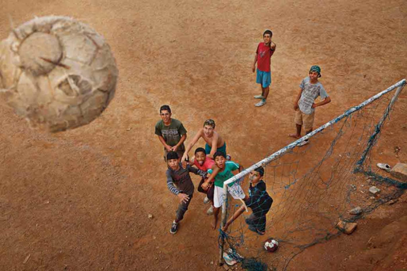 Бразильский фотограф-исследователь футбола встретится с любителями фотографии в Екатеринбурге - Фото 1