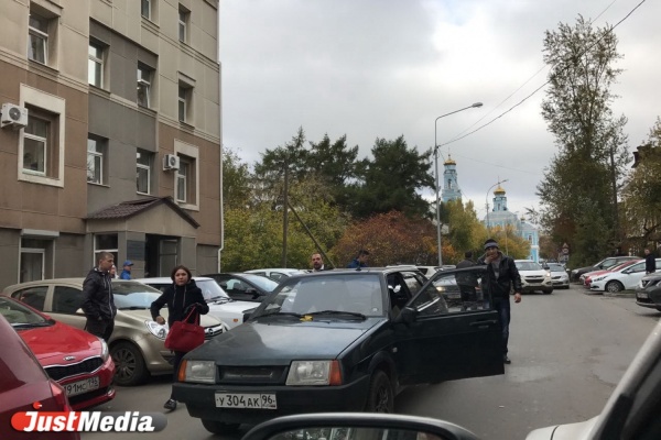 Участник дорожного конфликта на Тургенева: «Водитель «девятки» набросился на меня с битой, но я ее отобрал»