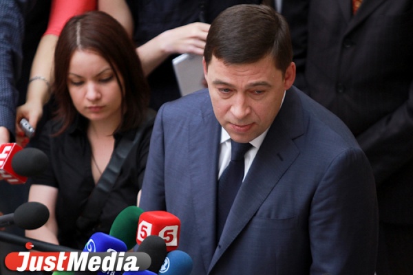 Куйвашеву стоит побеспокоиться! Правительство одобрило идею наказывать губернаторов за лишние траты на самопиар - Фото 1