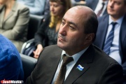Брата депутата Карапетяна объявили в розыск