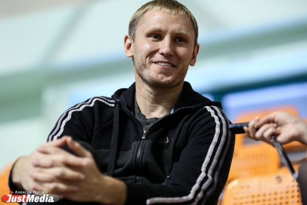 Лучшим игроком «Урала» в мае болельщики признали Александра Данцева - Фото 1