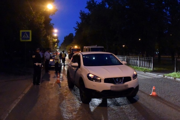 Пенсионерка попала под колеса автомобиля на улице Посадской - Фото 1