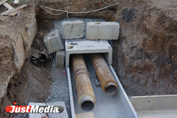 Прокуратура требует от мэрии обустроить канализацию на Широкой речке - Фото 1