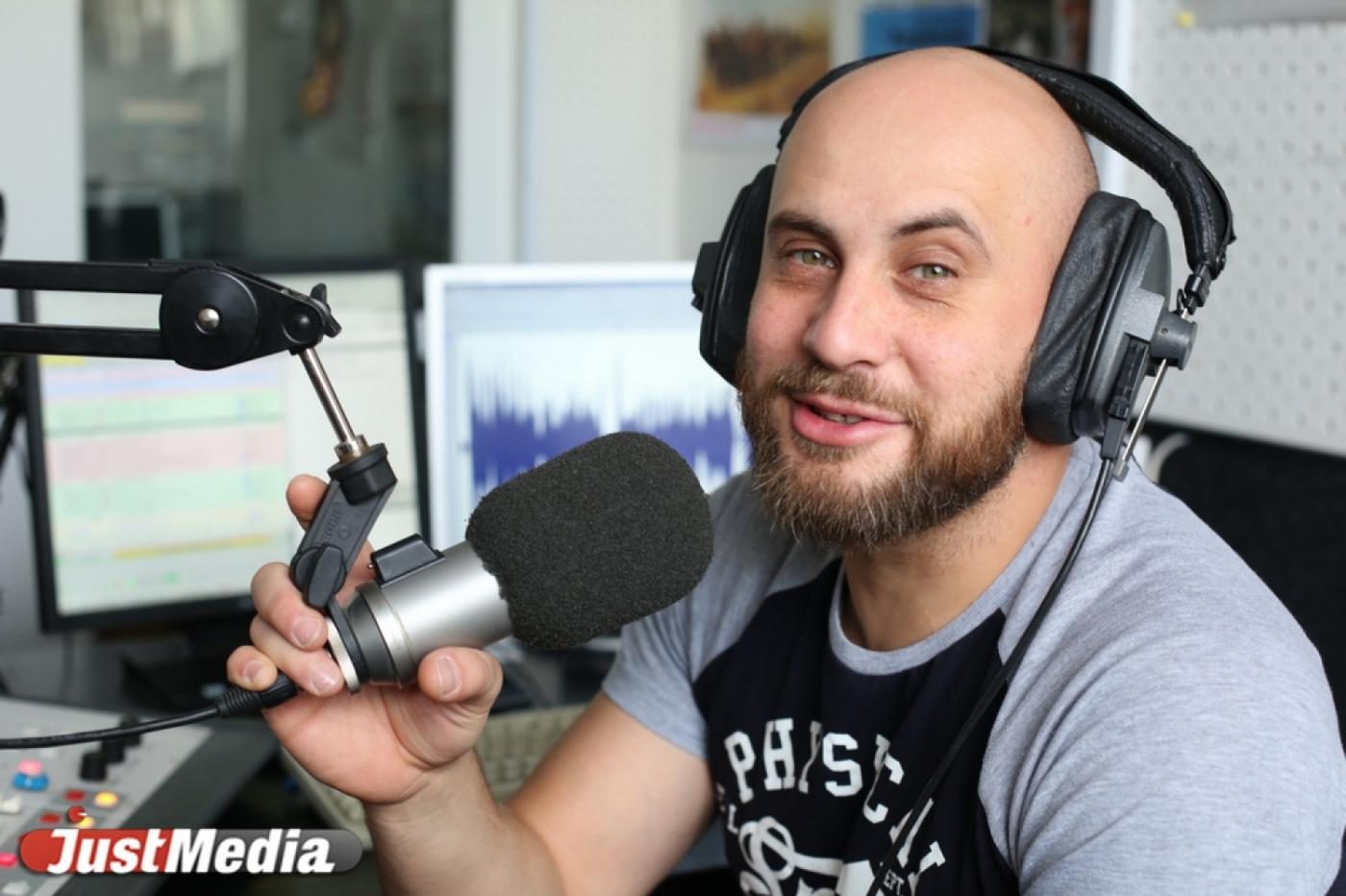 Сегодня в Екатеринбурге +2 и без осадков. Ведущий Александр Морозов: «Мне нравится сухая осень. В это время года я чувствую себя даже лучше, чем в жару или стужу». ФОТО, ВИДЕО - Фото 1