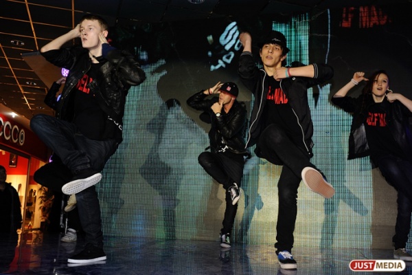 Шоу олимпийского уровня! Организаторы раскрыли секреты развлекательной программы на Ночи распродаж в «Гринвиче»