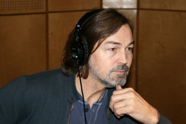 «Малевич так не смог бы нарисовать». В Екатеринбурге открывается персональная выставка Никаса Сафронова