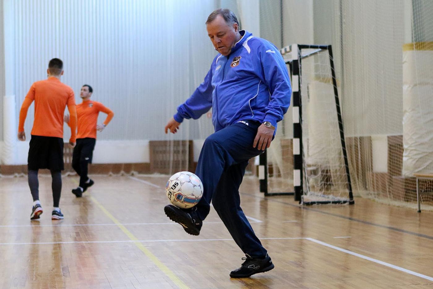 ФК «Урал» провел первую тренировку в Новом году. ВИДЕО - Фото 1