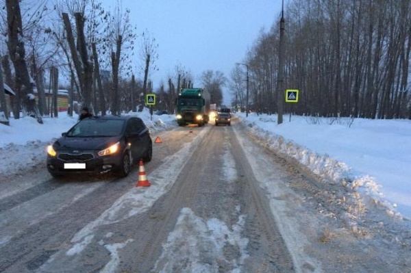 ГИБДД закрыла движение автобусов на одной из улиц Вторчермета. Следом из-за нечищеных дорог может встать весь город