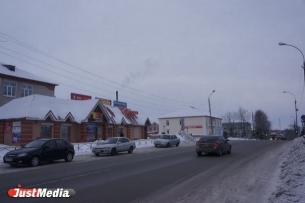 «Ни на работу попасть, ни в больницу». Жители Белоярки остались без транспорта